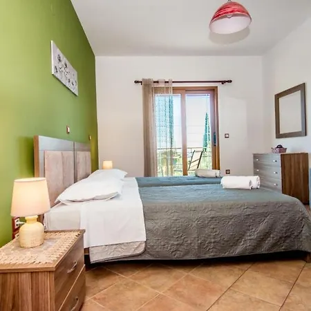 Irida Villa Afrato
